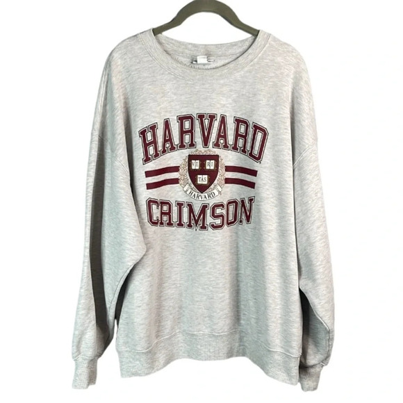 VINTAGE Harvard University Veritas Sheild Crimson Graphic Logo Sweatshirt Size L - Picture 2 of 12